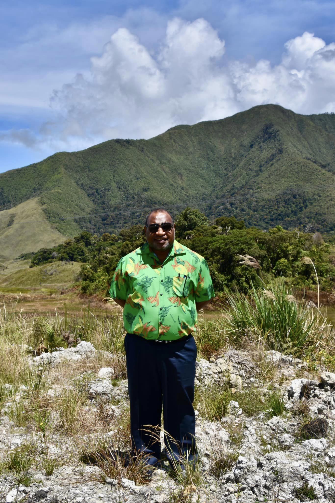 PM MARAPE COMMENDS PAPUA NEW GUINEANS FOR CELEBRATING PNG’S 48TH ANNIVERSARY WITH THE RIGHT SPIRIT