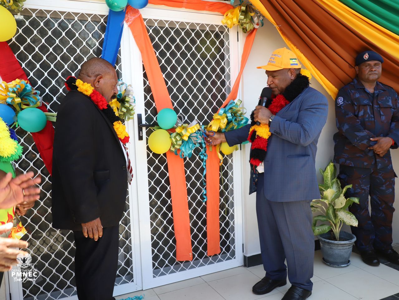 Prime Minister James Marape Emphasises Spirit of Service Among Public Servants in Papua New Guinea