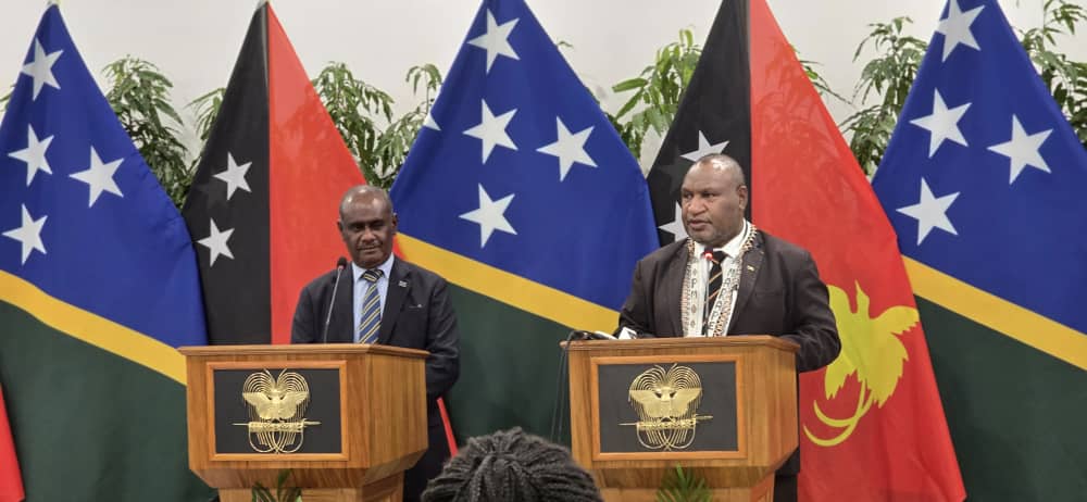 Prime Minister Marape Welcomes Solomon Islands Prime Minister in Port Moresby