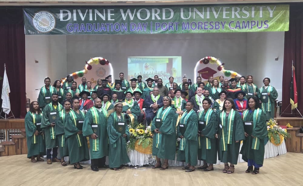 CHIEF SECRETARY POMALEU HIGHLIGHTS EDUCATION’S PIVOTAL ROLE IN  NATION BUILDING AT DIVINE WORD UNIVERSITY GRADUATION IN PORT MORESBY